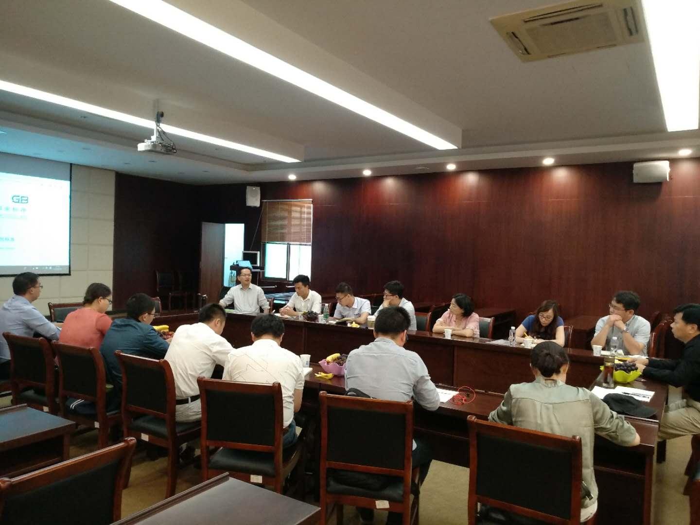 我协会与压铸协会成功举办首届环保处置技术对接座谈会